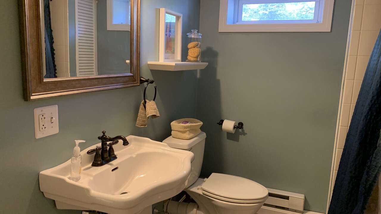 Photo of Bathroom in Narragansett