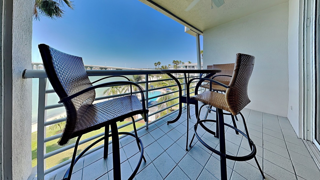 Photo of Patio Balcony in St. Petersburg
