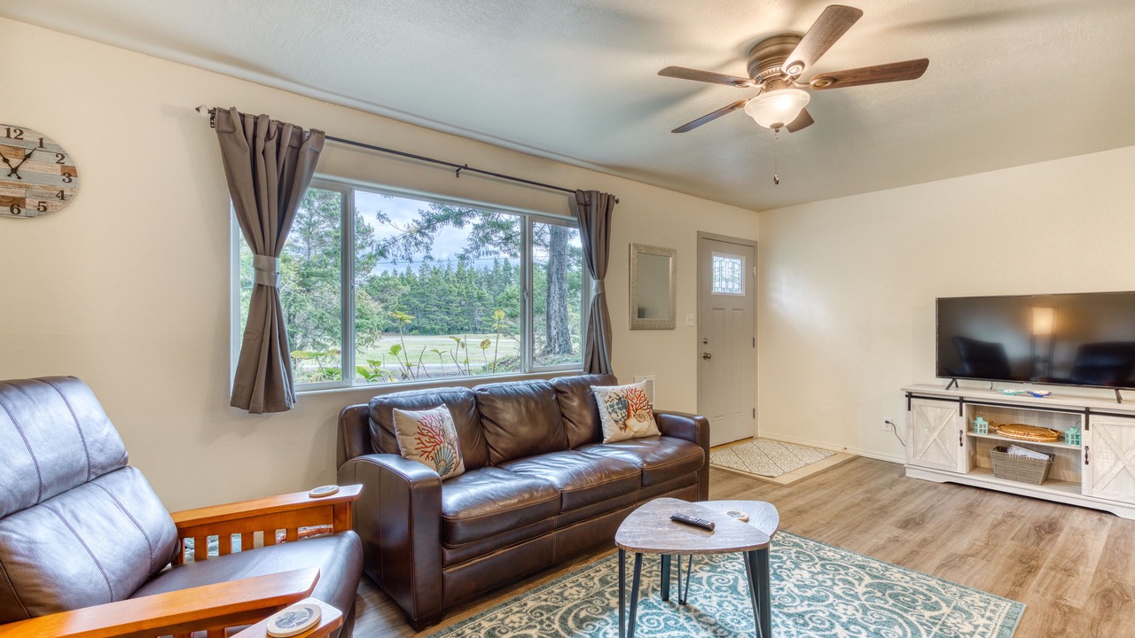 Photo of Livingroom in Bandon