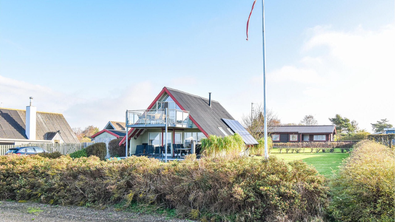 Photo of Others in Næs