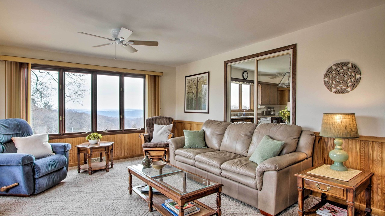 Photo of Livingroom in Merrimac