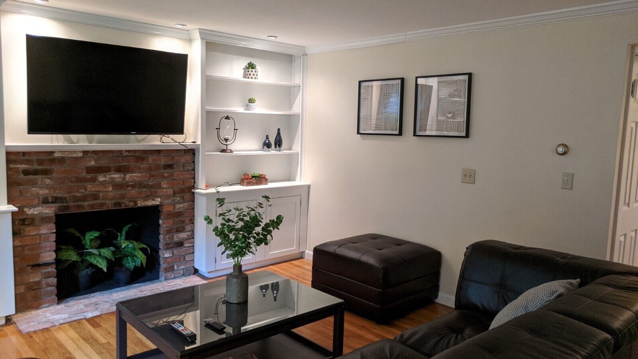 Photo of Livingroom in Kingston