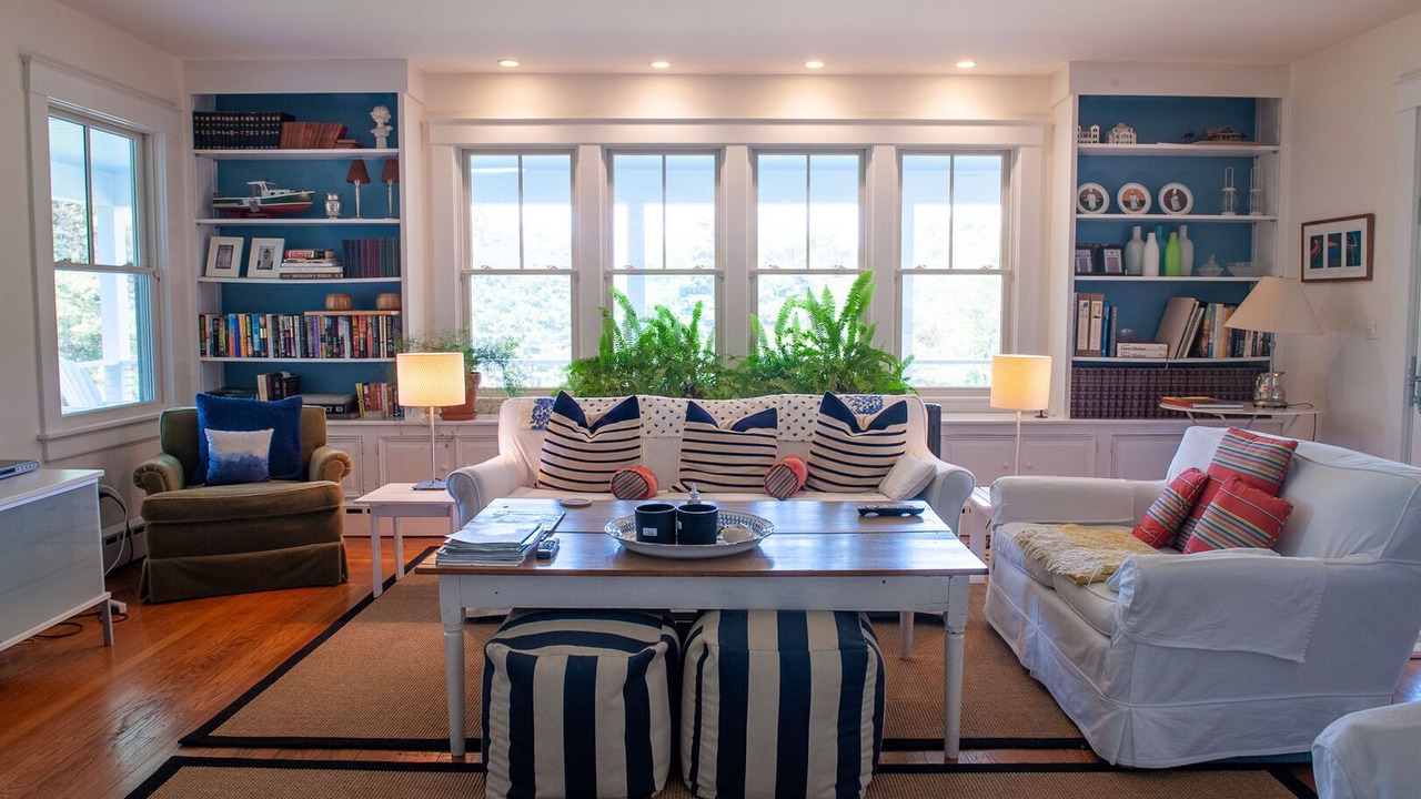 Photo of Livingroom in South Kingstown