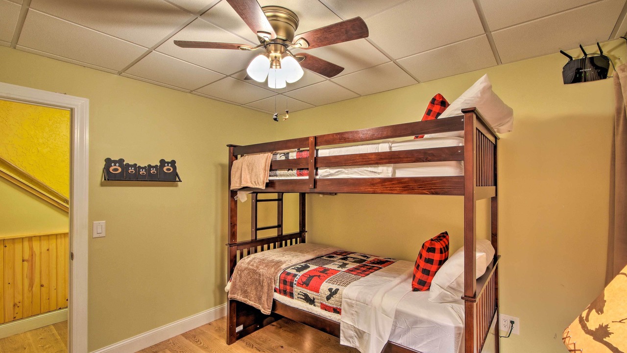 Photo of Bedroom in Chatuge Village