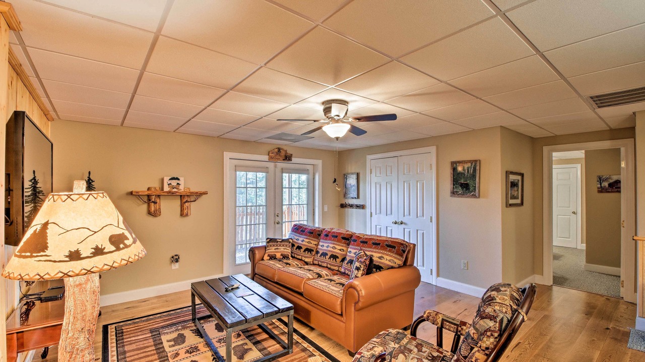 Photo of Livingroom in Chatuge Village