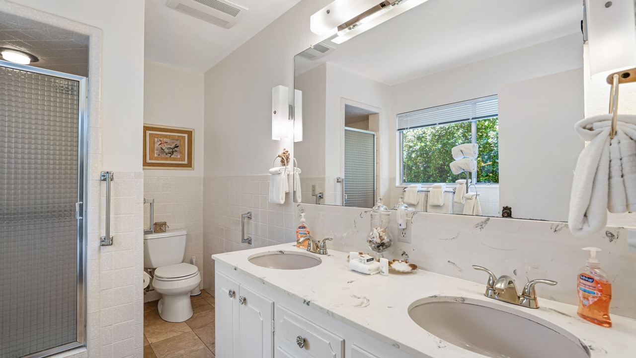 Photo of Bathroom in Orick