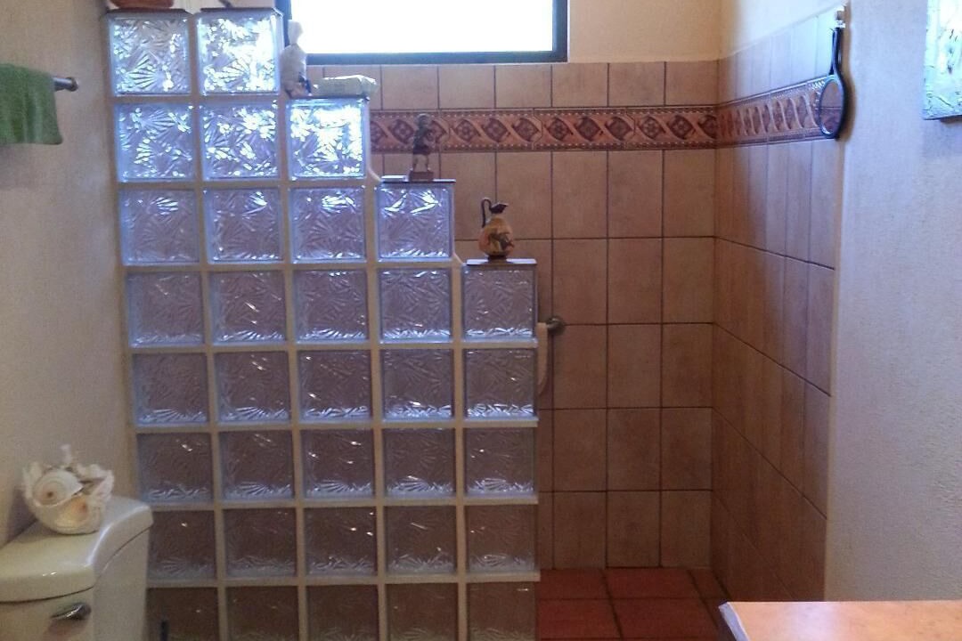 Photo of Bathroom in Bolivar