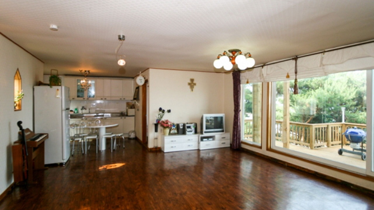 Photo of Livingroom in Taean