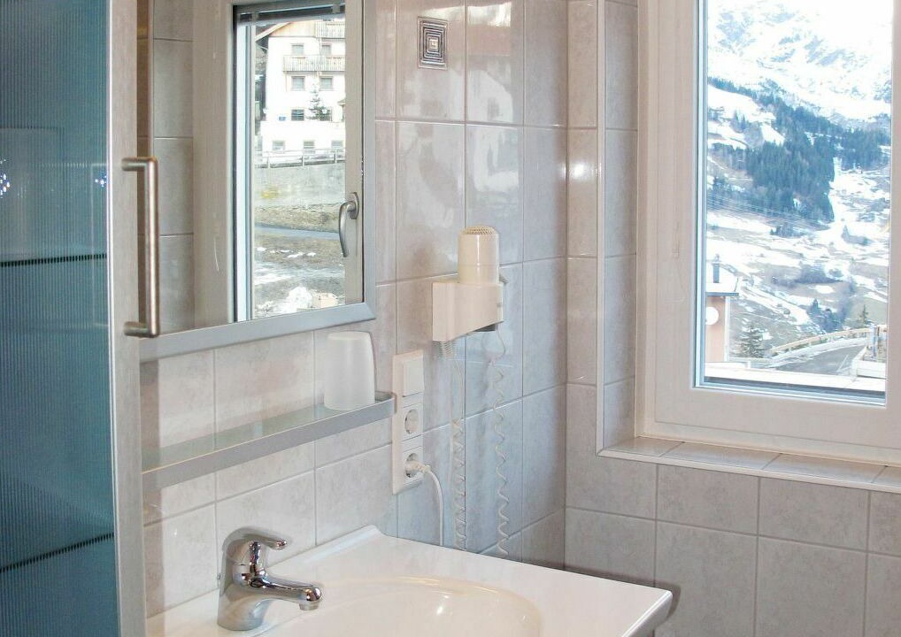 Photo of Bathroom in Pians