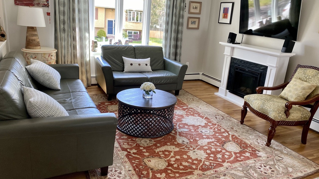 Photo of Livingroom in Narragansett