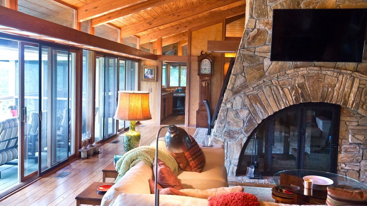 Photo of Bedroom in Rabun Gap