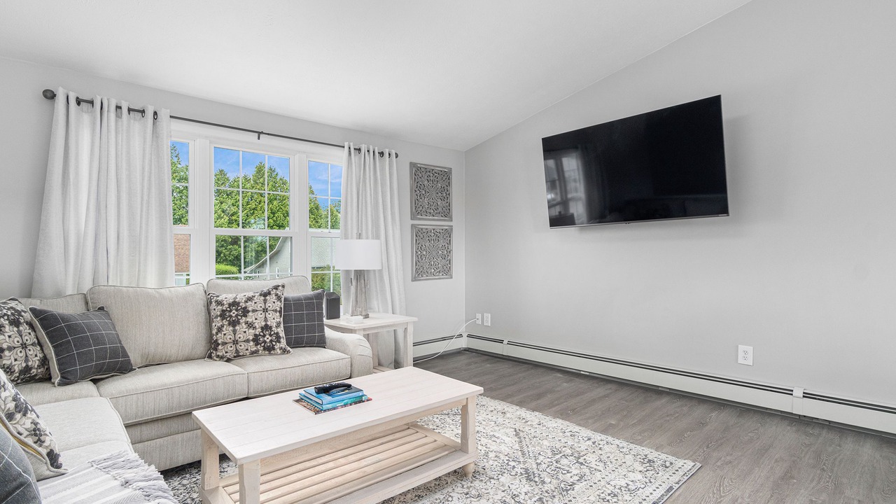 Photo of Bedroom in Eastward Look