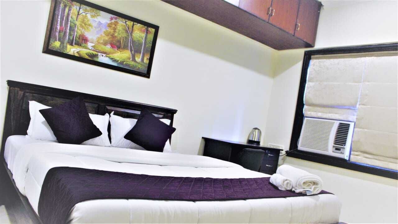 Photo of Bedroom in Prabhadevi