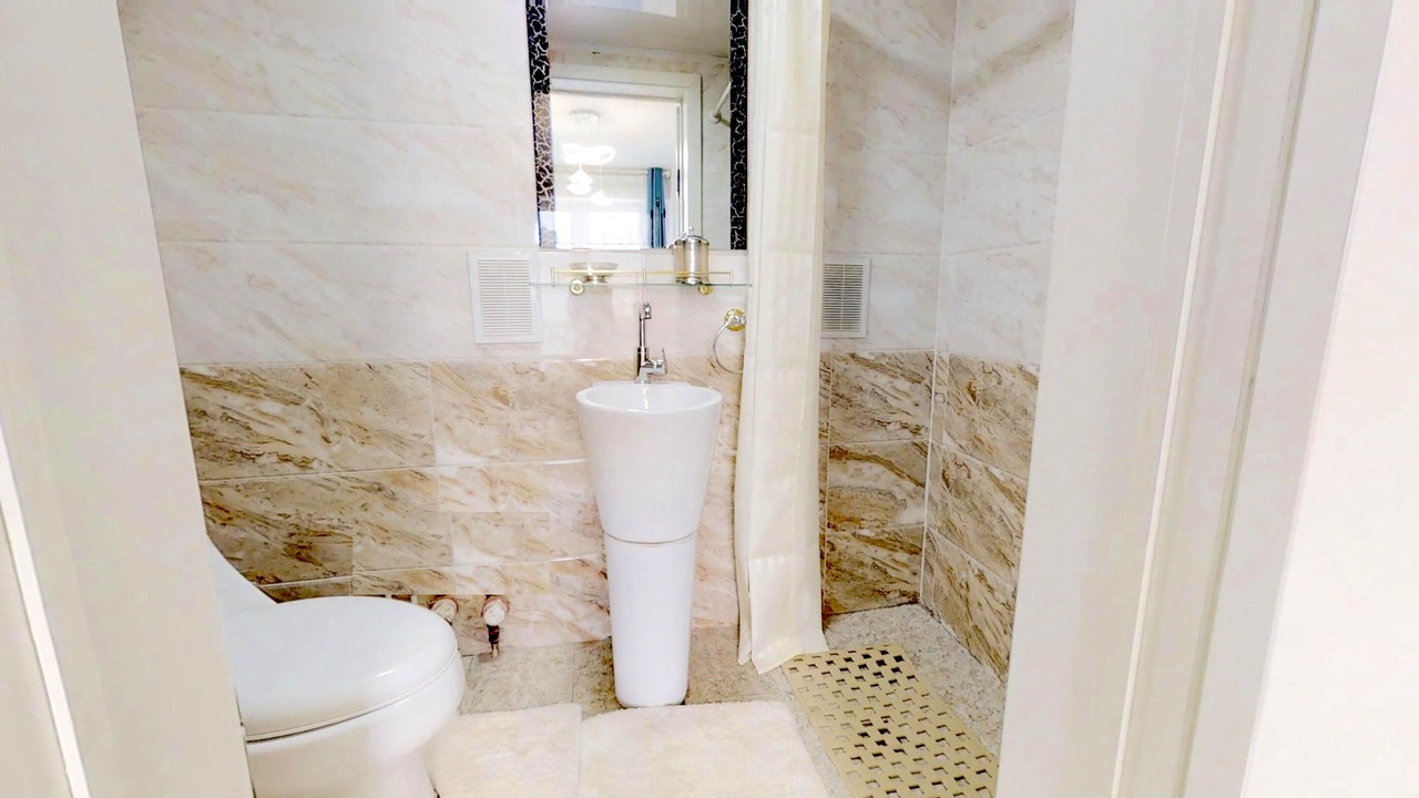Photo of Bathroom in Sansar