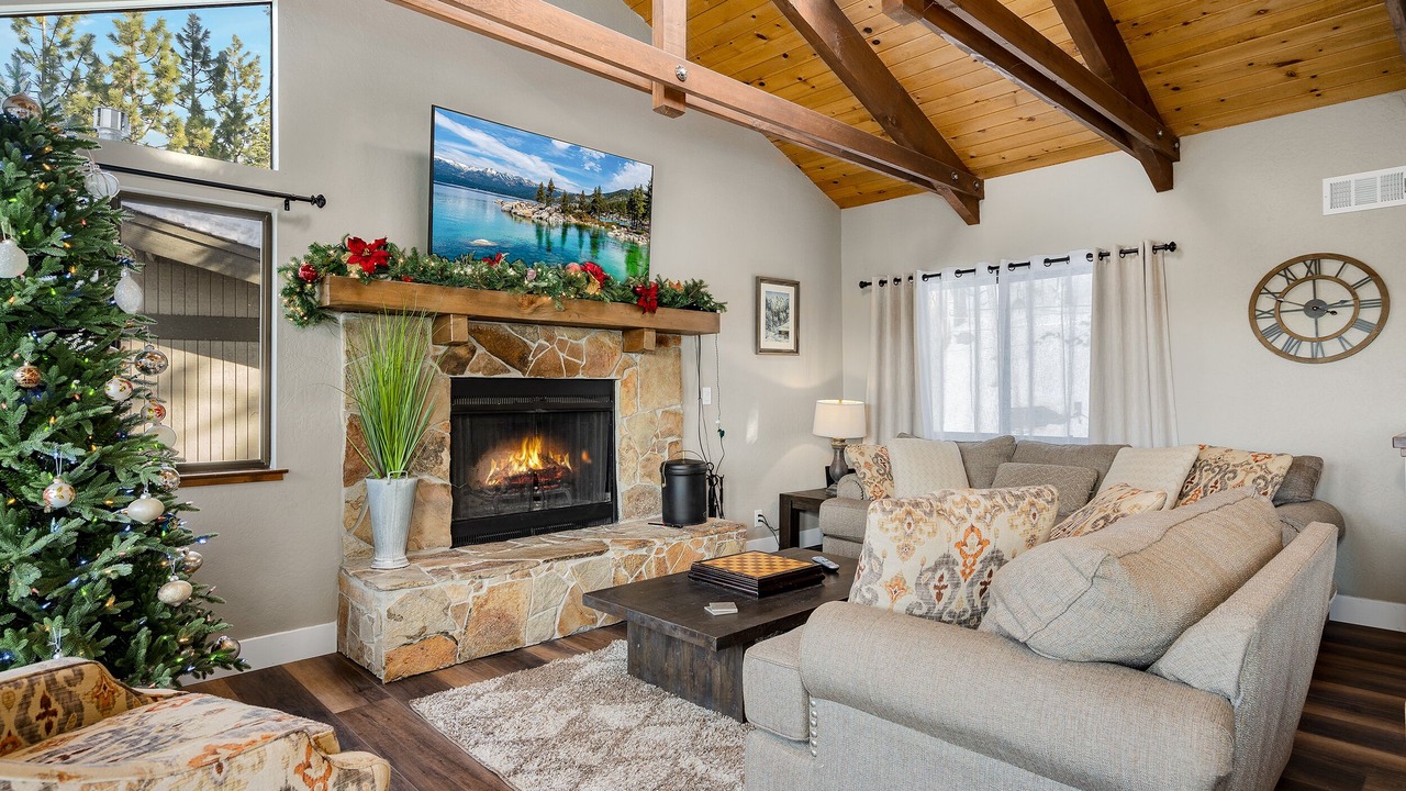 Photo of Livingroom in Zephyr Cove