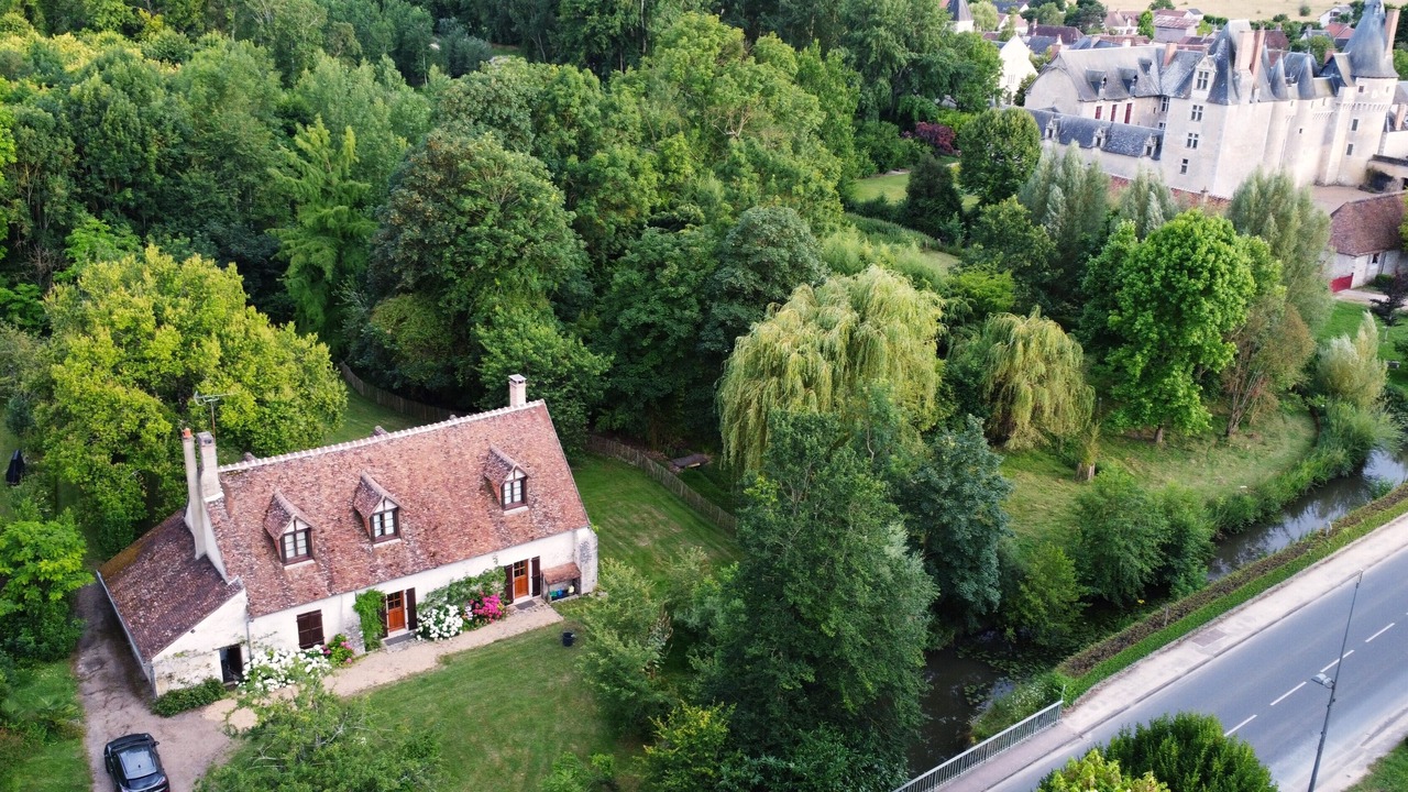 Photo of Outdoor in Fougeres-sur-Bievre