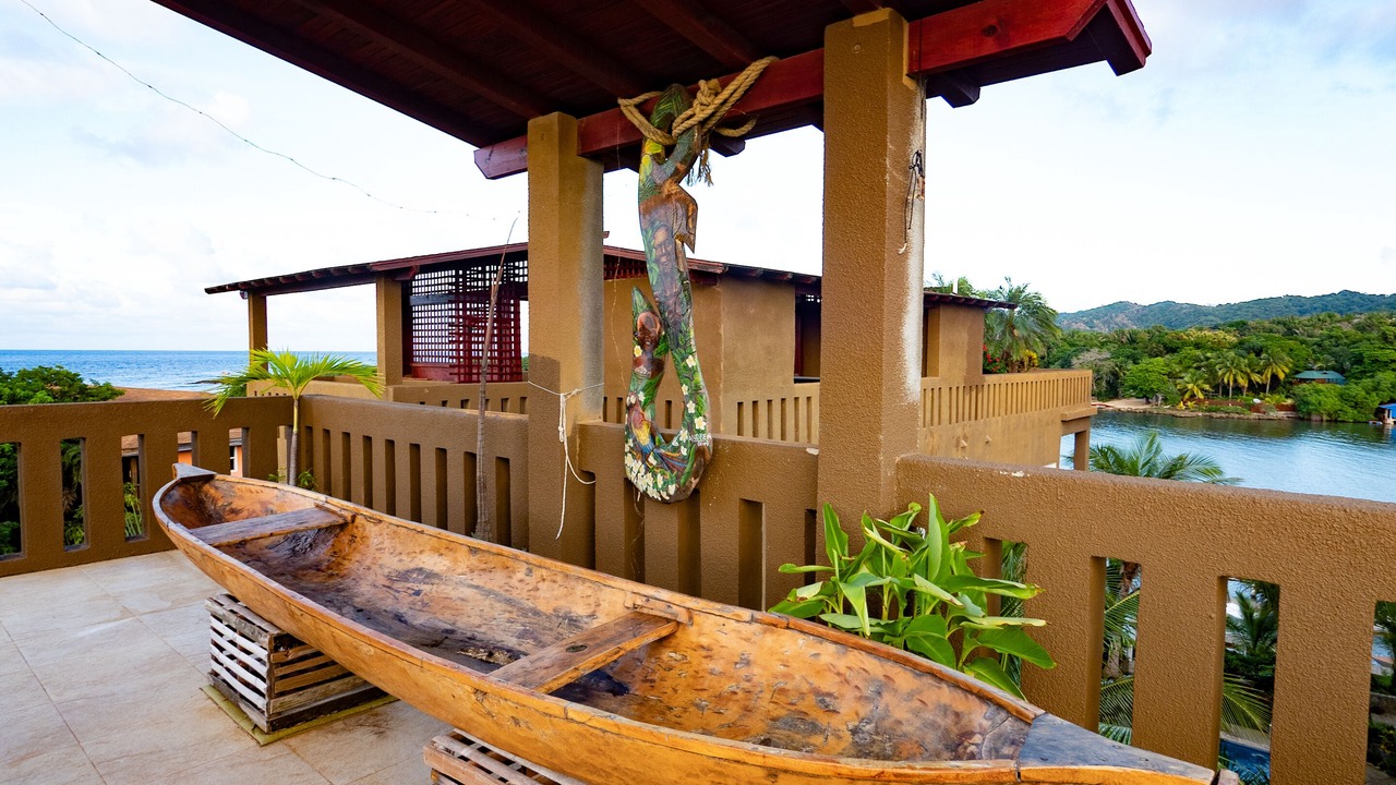 Photo of Outdoor in Gibson Bight