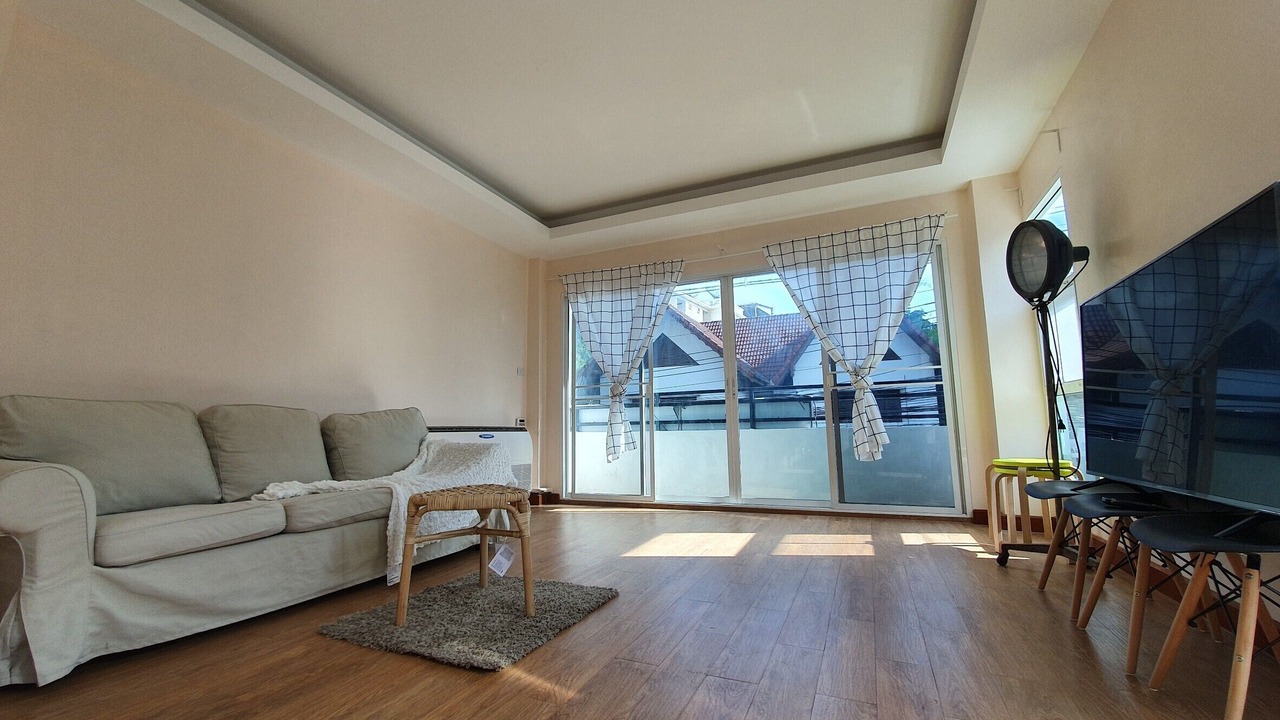 Photo of Livingroom in Chom Phon