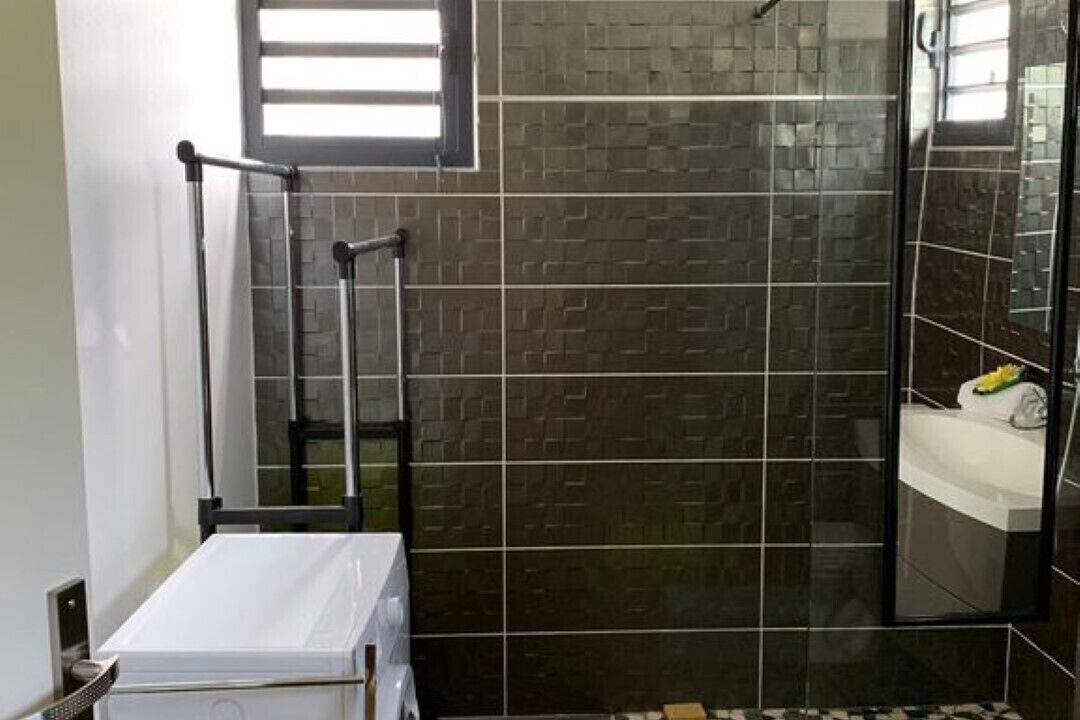 Photo of Bathroom in Damencourt