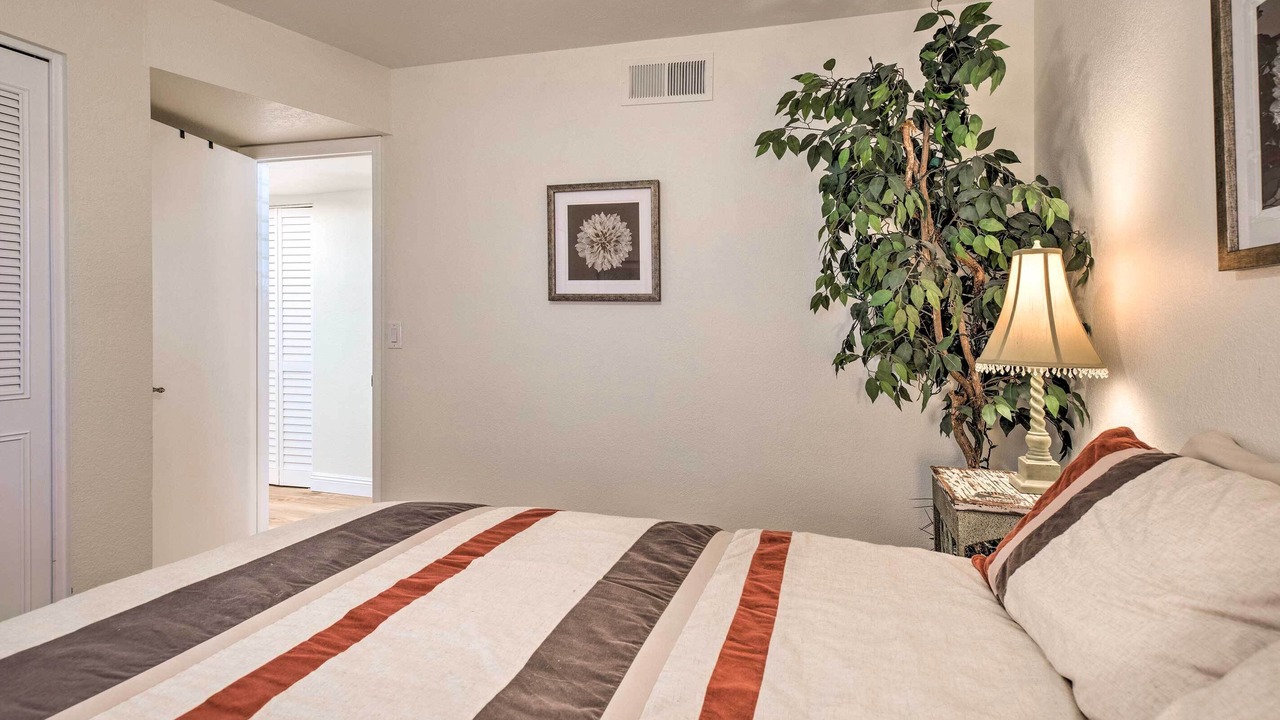 Photo of Bedroom in Desert Foothills Estates