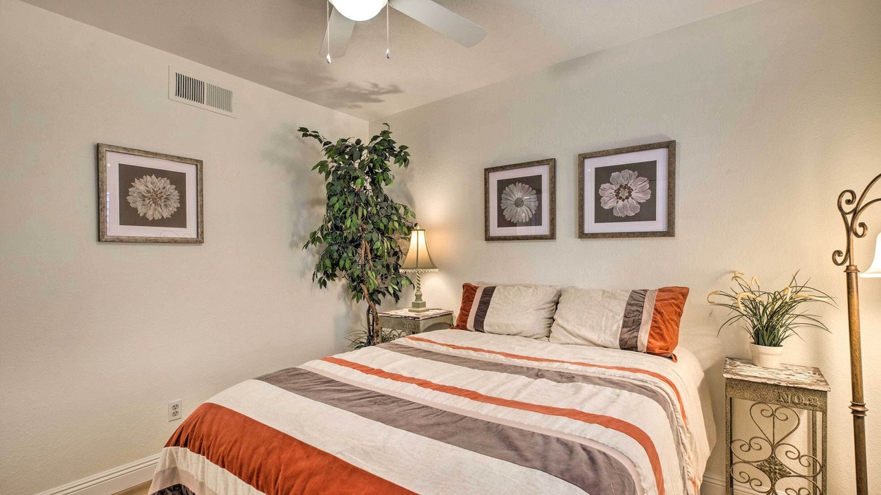 Photo of Bedroom in Desert Foothills Estates