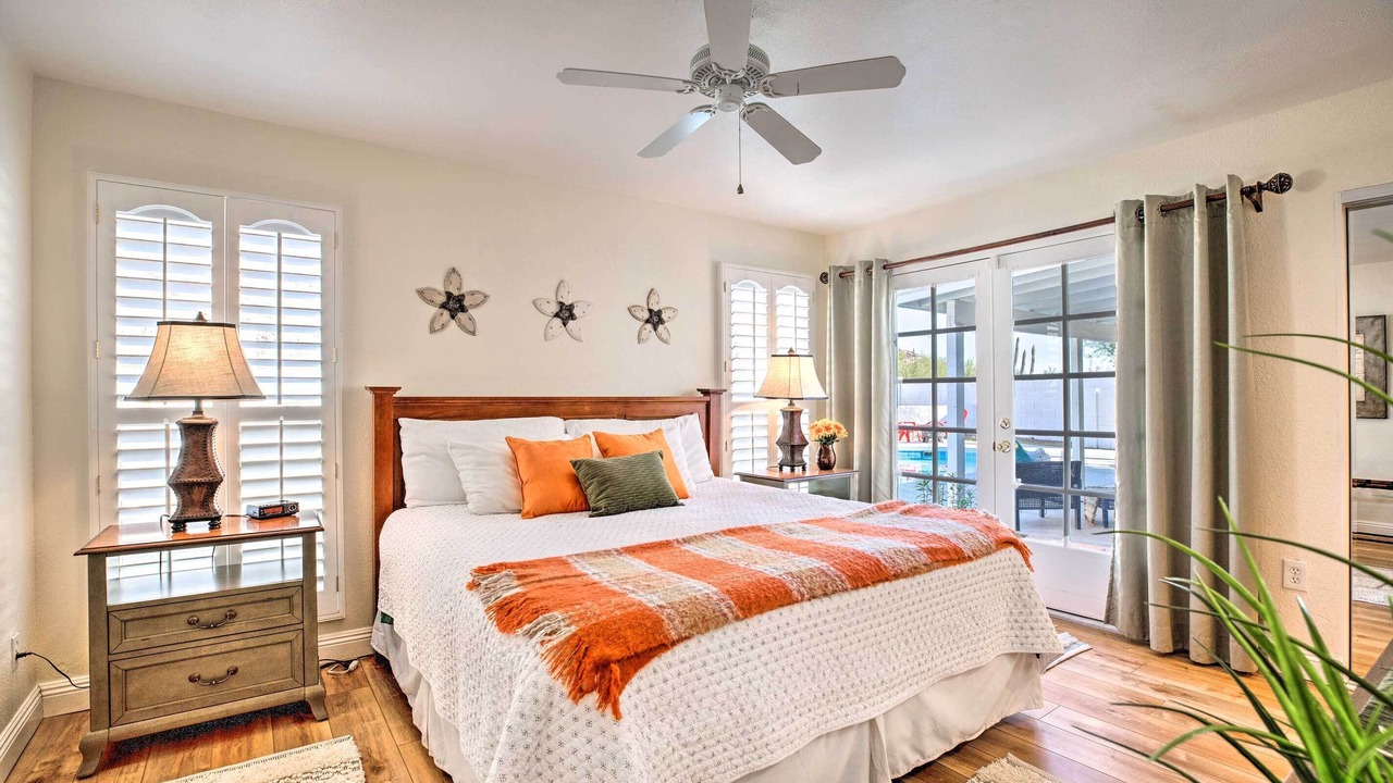 Photo of Bedroom in Desert Foothills Estates