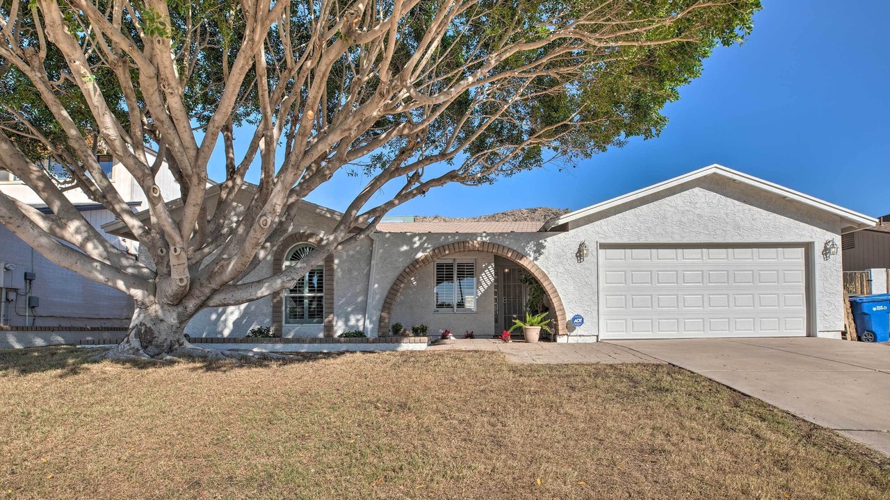 Photo of Others in Desert Foothills Estates