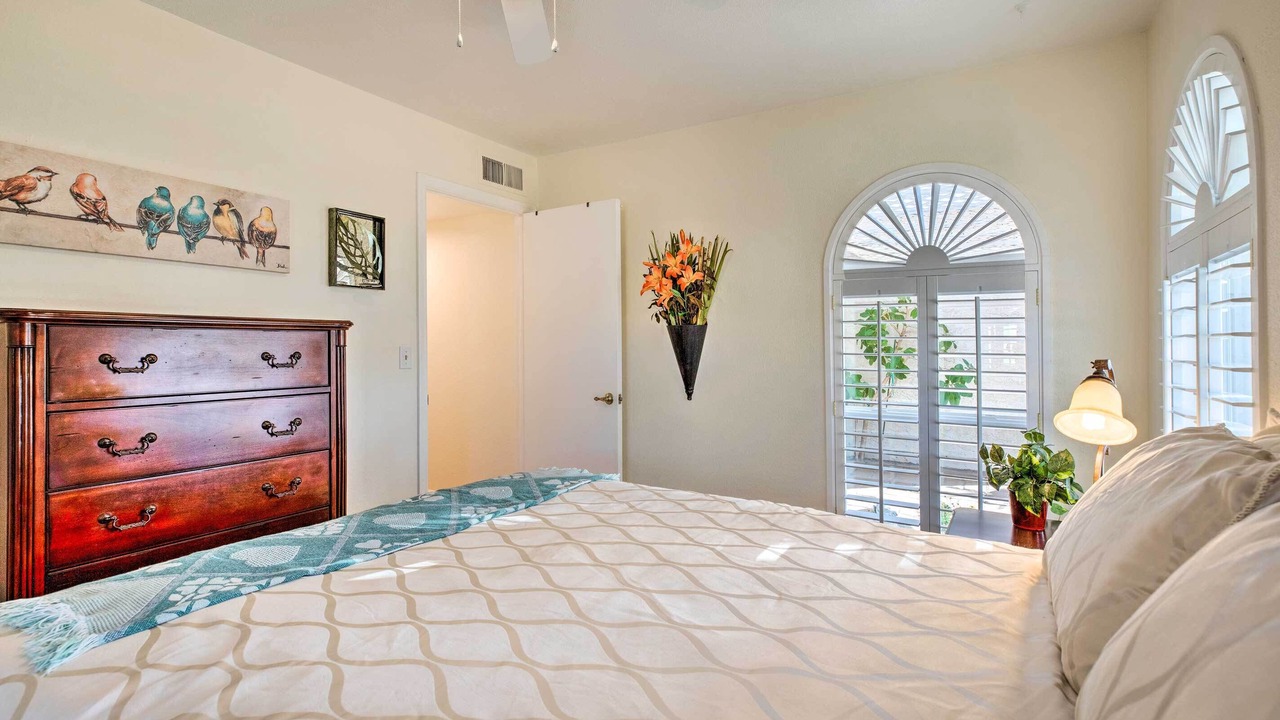 Photo of Bedroom in Desert Foothills Estates