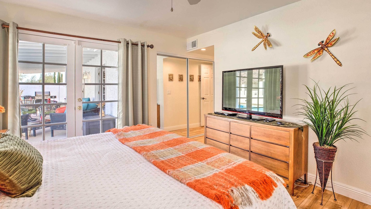 Photo of Bedroom in Desert Foothills Estates