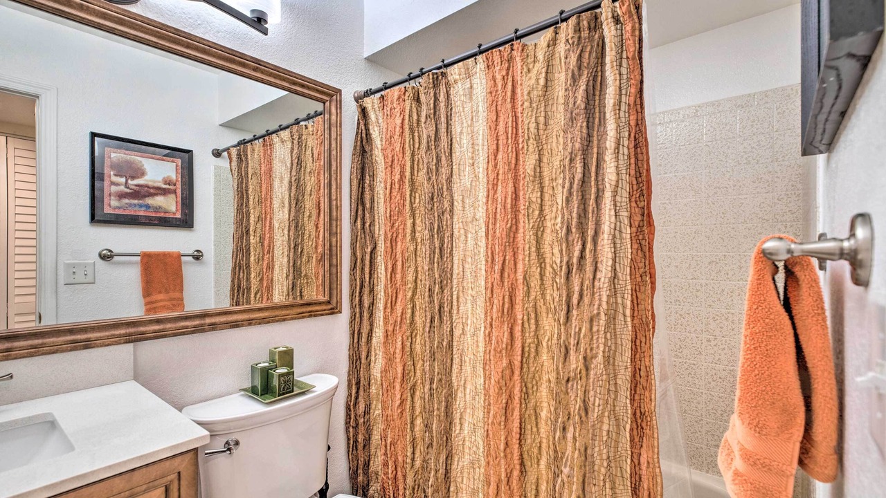 Photo of Bathroom in Desert Foothills Estates