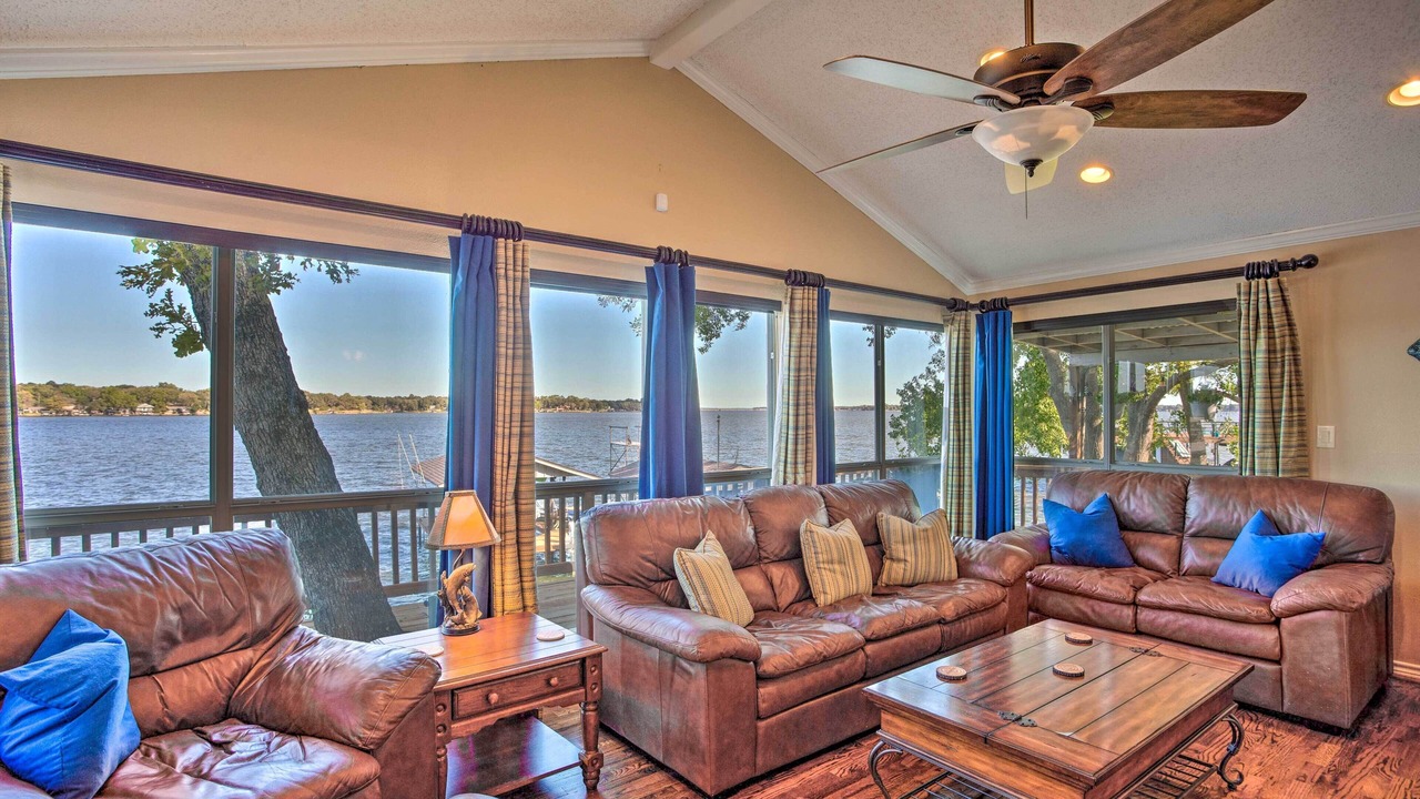 Photo of Livingroom in Tool