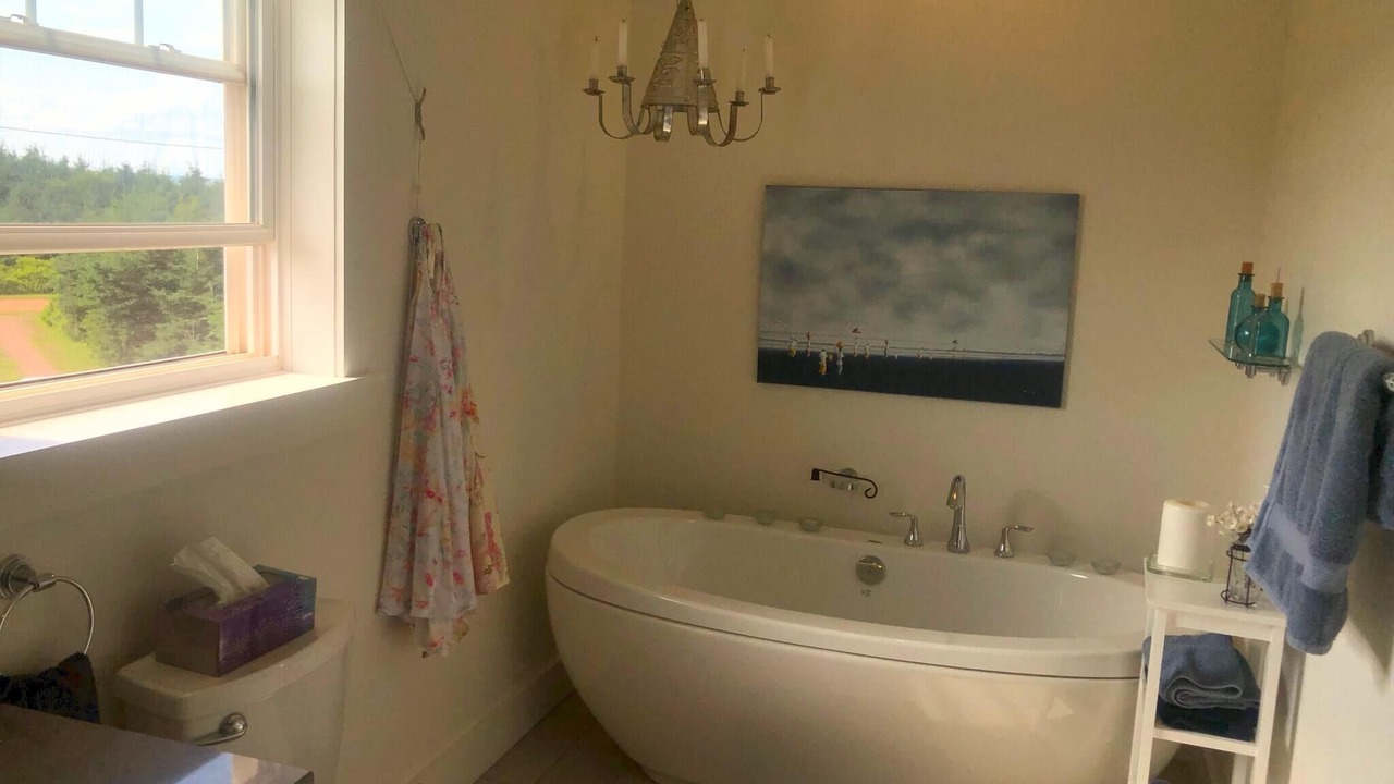 Photo of Bathroom in Darnley