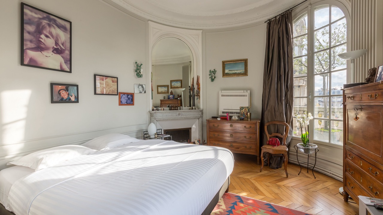Photo of Bedroom in Notre-Dame-des-Champs