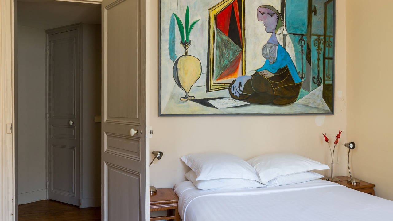 Photo of Bedroom in Notre-Dame-des-Champs