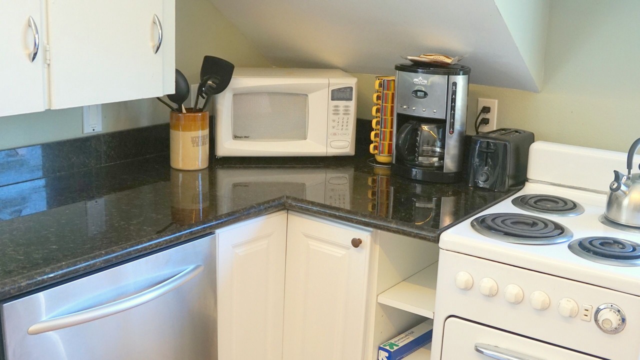 Photo of Kitchen in The Bowl of Edmonds