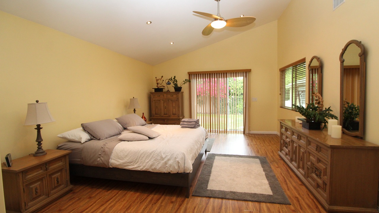Photo of Bedroom in El Camino Village