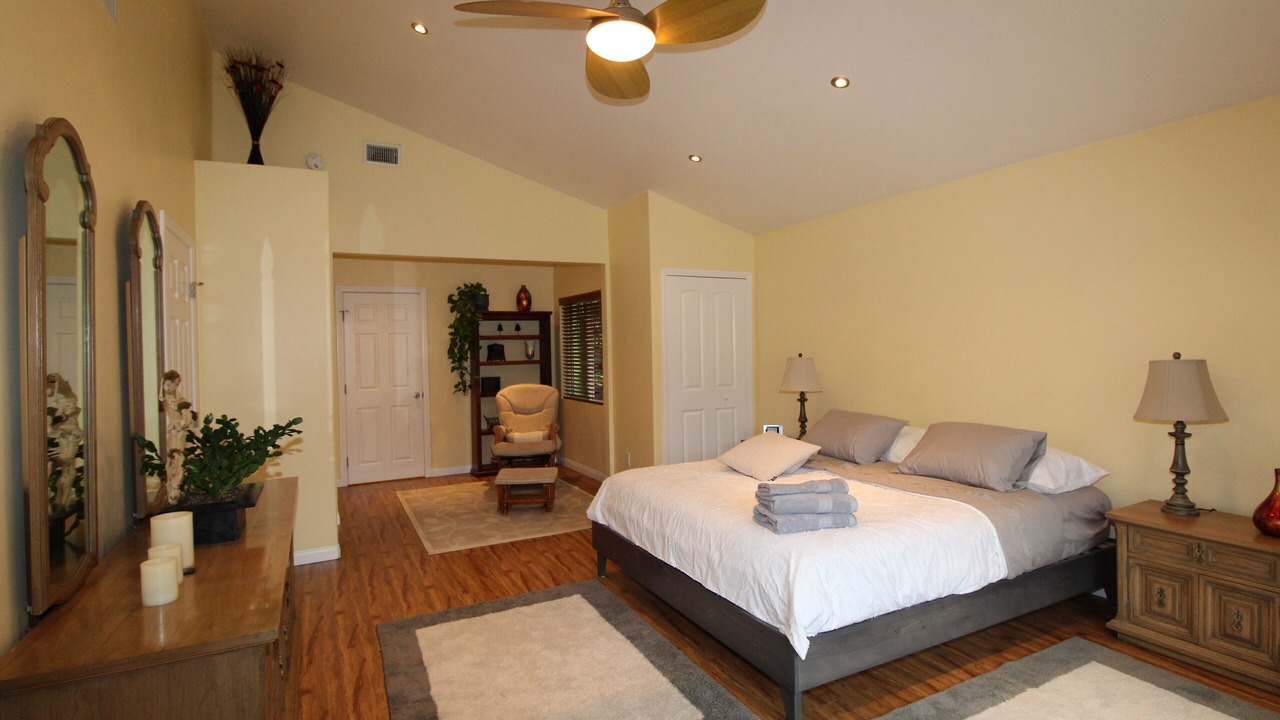 Photo of Bedroom in El Camino Village