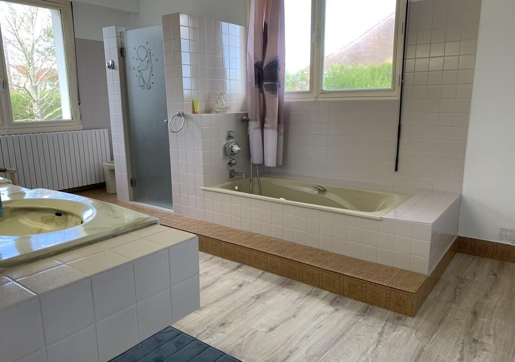 Photo of Bathroom in Veuzain-sur-Loire