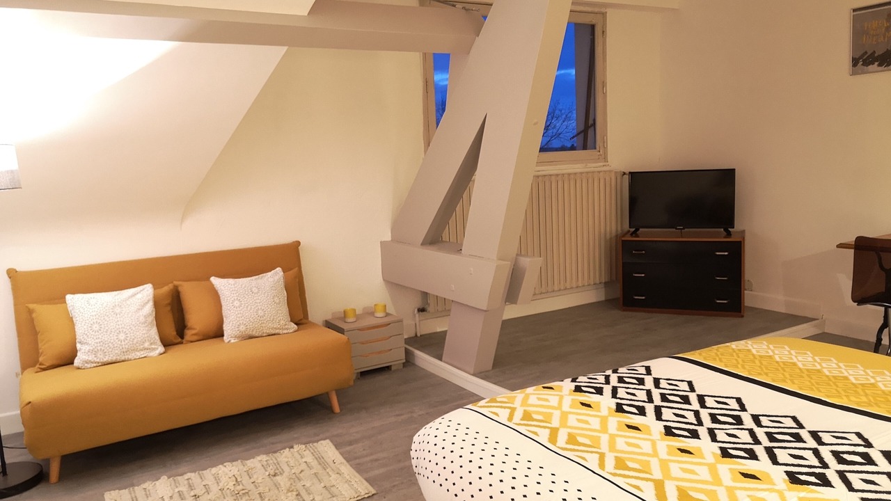 Photo of Bedroom in Veuzain-sur-Loire