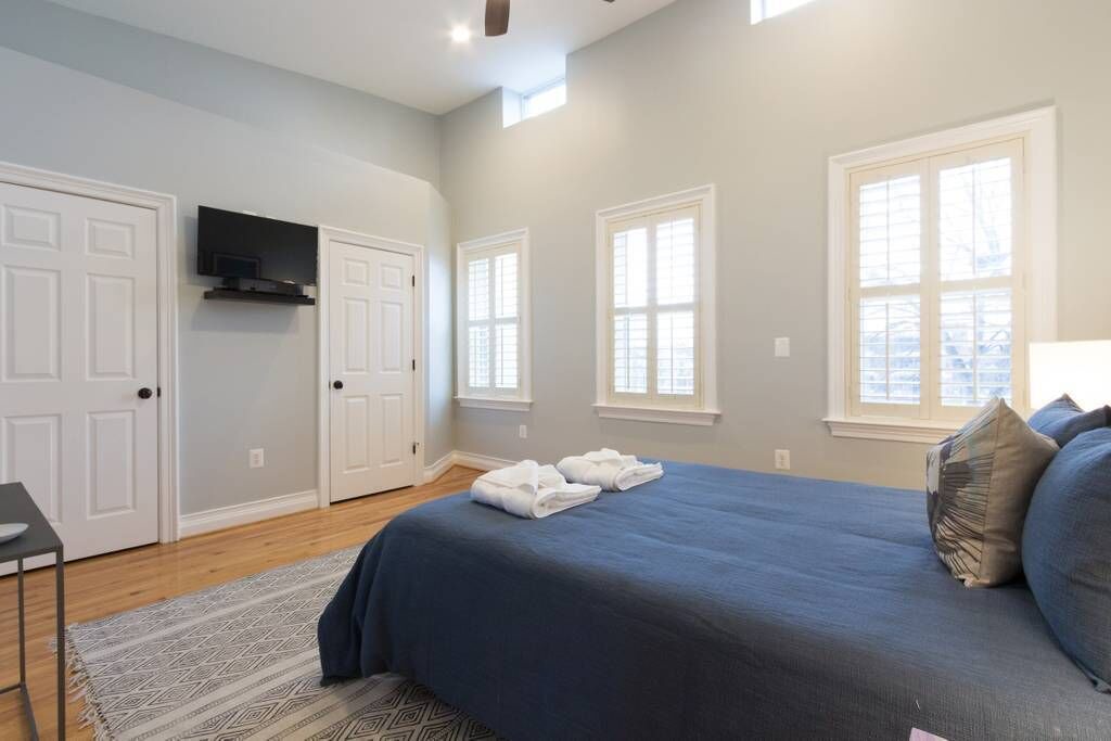Photo of Bedroom in Near Northeast