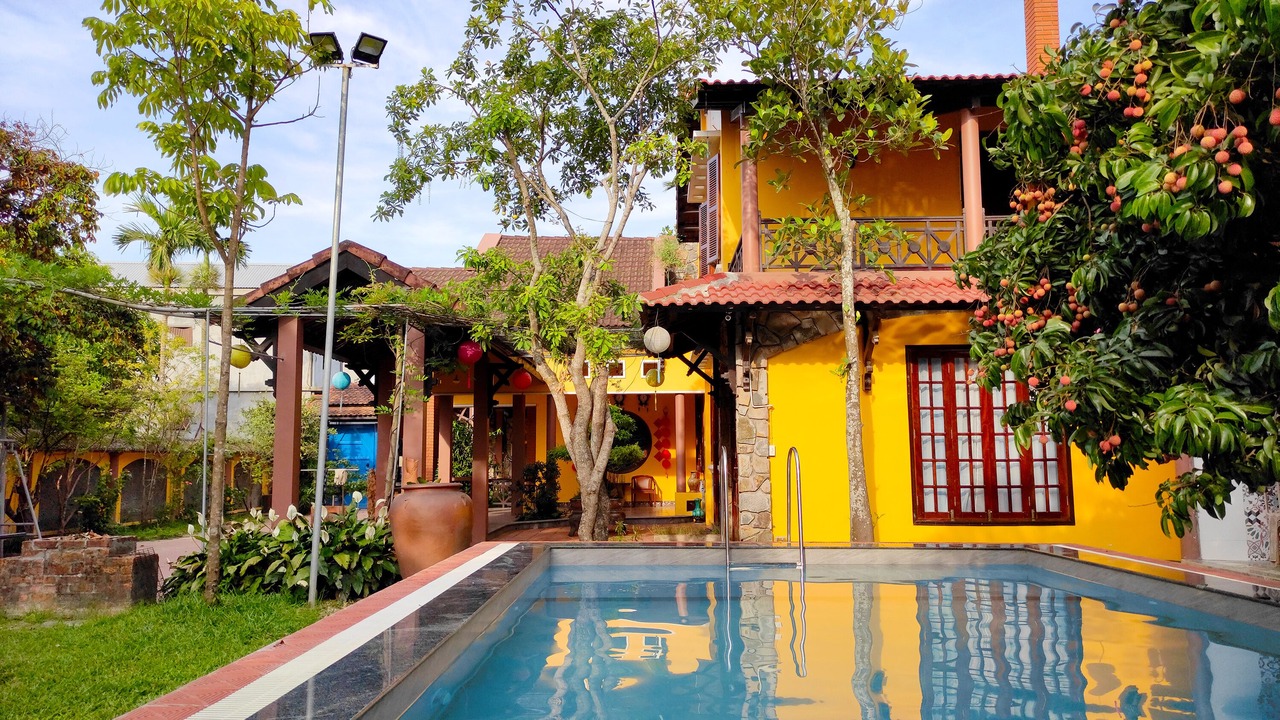 Photo of Outdoor in Huong Thuy