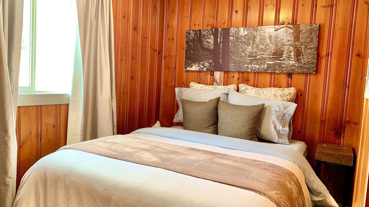 Photo of Bedroom in Golden
