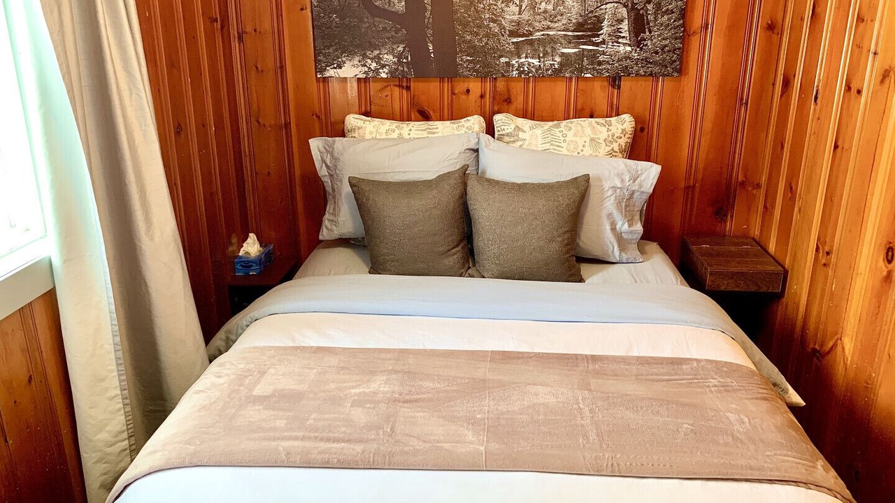 Photo of Bedroom in Golden