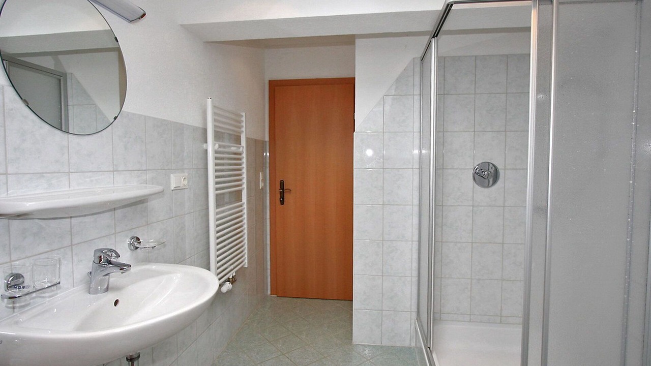 Photo of Bathroom in Kapfing
