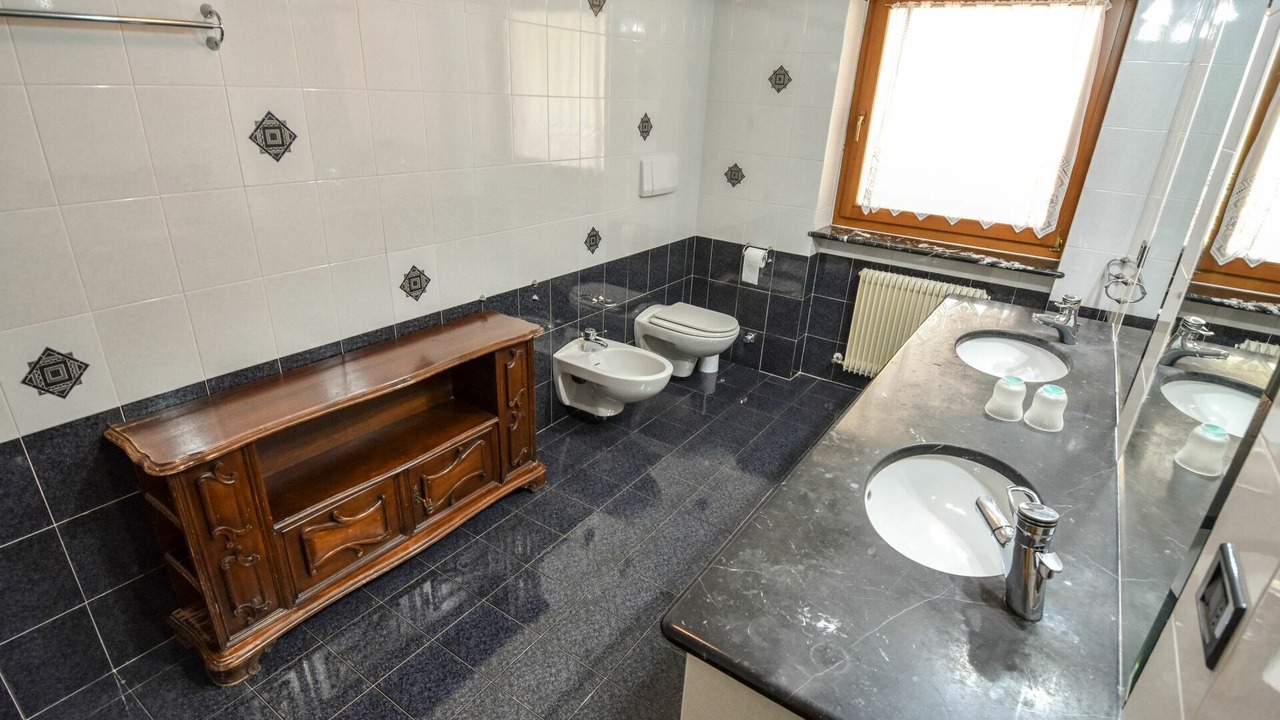 Photo of Bathroom in Penia