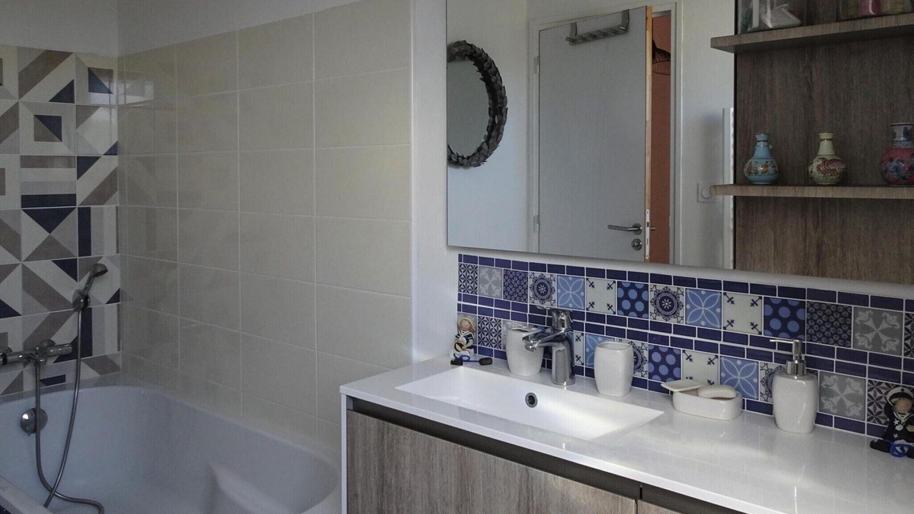 Photo of Bathroom in Pleherel-Plage-Vieux-Bourg
