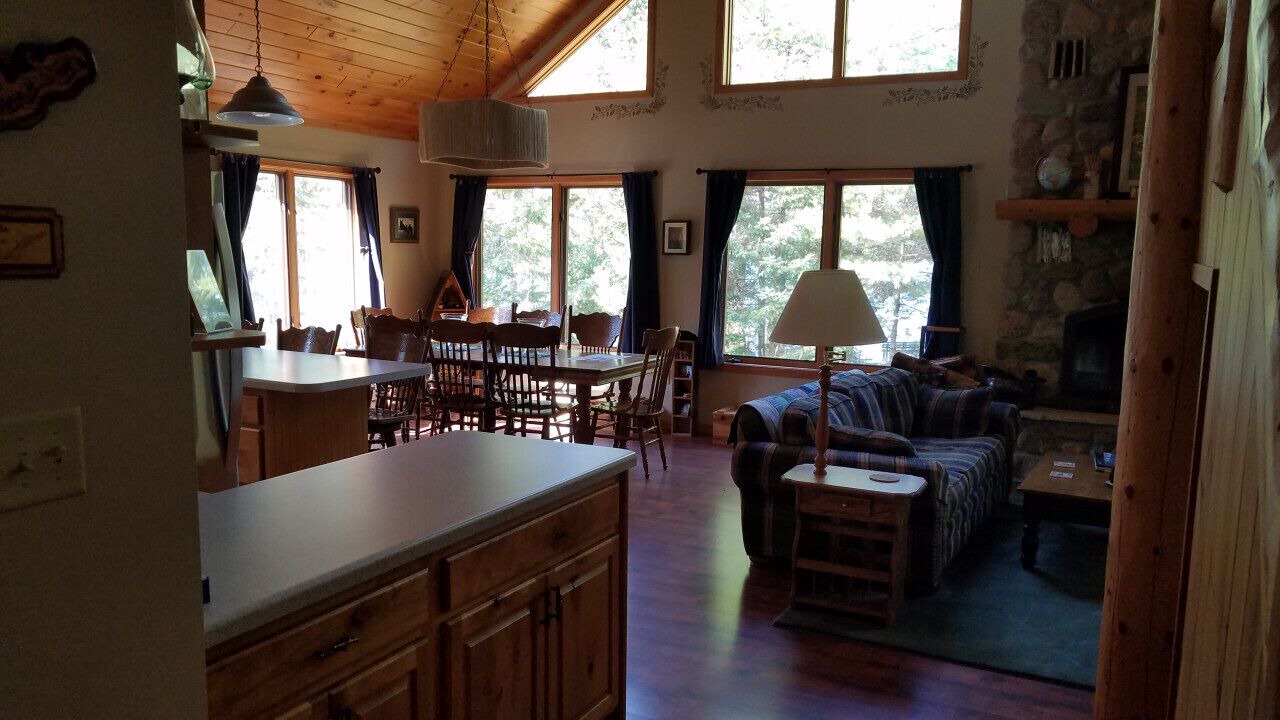 Photo of Livingroom in Forest County