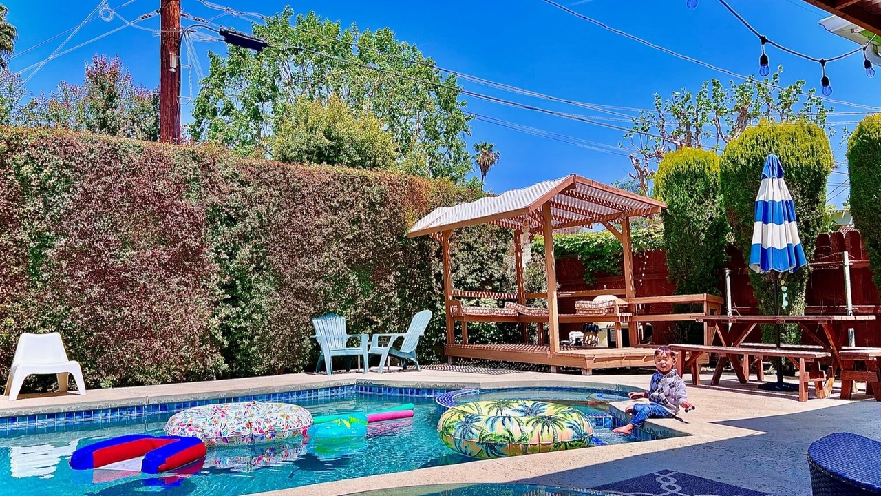 Photo of Outdoor in Encino