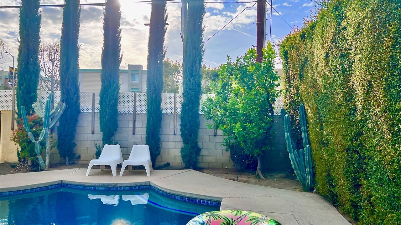 Photo of Outdoor in Encino