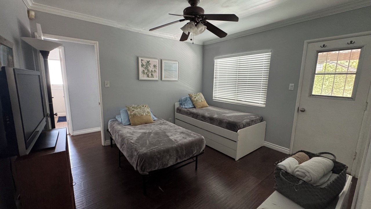 Photo of Bedroom in Encino